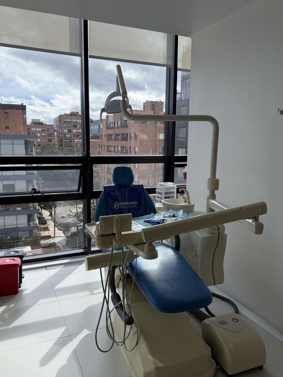 Dental implant treatment